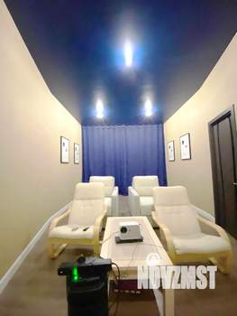 Коттедж 500м&sup2;, 3-этажный, на длительный срок, 