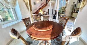 Дом 530м², 2-этажный, посуточно, 