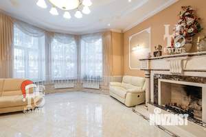 Дом 950м², 4-этажный, на длительный срок, 