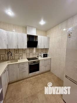 Дом 250м², 2-этажный, на длительный срок, 