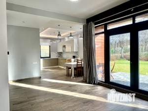 Коттедж 220м², 2-этажный, на длительный срок, 