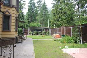 Коттедж 205м&sup2;, 2-этажный, на длительный срок, 