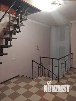 Таунхаус 300м², 2-этажный, на длительный срок, 