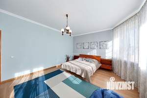 Дом 700м², 3-этажный, посуточно, 