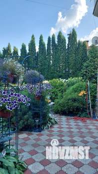 Дом 500м&sup2;, 3-этажный, посуточно, 