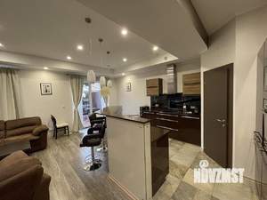 Коттедж 230м², 2-этажный, на длительный срок, 