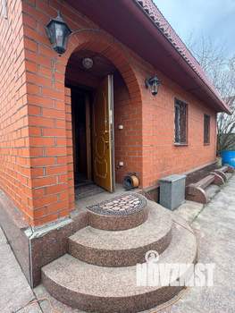 Дом 110м², 2-этажный, на длительный срок, 