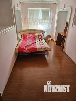 Коттедж 500м², 3-этажный, на длительный срок, 