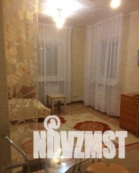 Дом 100м², 2-этажный, на длительный срок, 