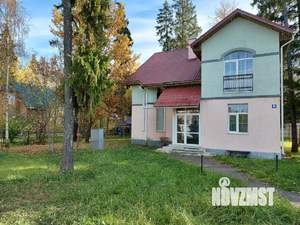 Дом 180м², 2-этажный, на длительный срок, 