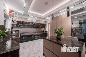 Дом 680м&sup2;, 3-этажный, на длительный срок, 