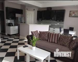 Коттедж 230м², 3-этажный, на длительный срок, 