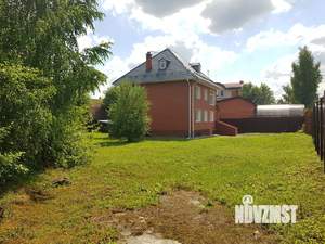 Дом 300м², 2-этажный, на длительный срок, 