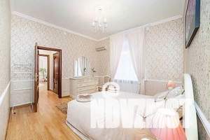 Дом 759м², 3-этажный, посуточно, 