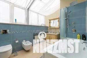 Дом 600м², 2-этажный, посуточно, 