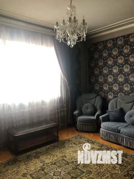 Дом 350м², 3-этажный, посуточно, 