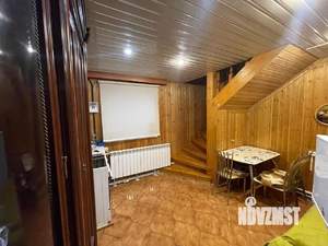 Дом 70м², 2-этажный, на длительный срок, 