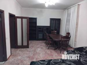 Таунхаус 300м², 2-этажный, на длительный срок, 