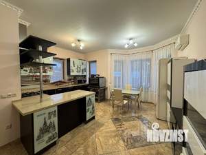 Коттедж 550м², 2-этажный, на длительный срок, 