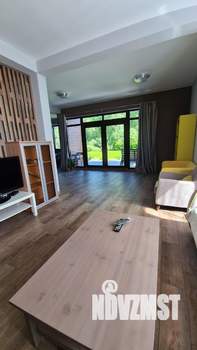 Коттедж 220м², 2-этажный, на длительный срок, 