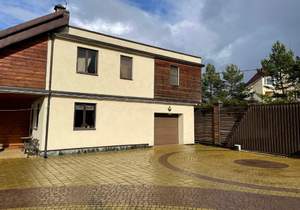 Дом 158м&sup2;, 2-этажный, на длительный срок, 