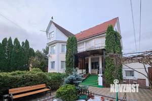 Дом 400м², 3-этажный, посуточно, 