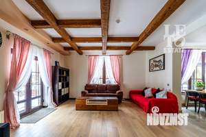 Дом 550м², 3-этажный, на длительный срок, 