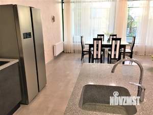 Дом 380м², 3-этажный, на длительный срок, 