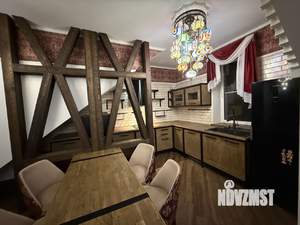 Коттедж 250м², 2-этажный, на длительный срок, 