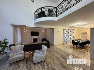 Коттедж 550м², 2-этажный, на длительный срок, 