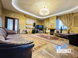 Дом 300м², 3-этажный, на длительный срок, 