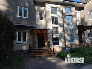Таунхаус 300м², 2-этажный, на длительный срок, 