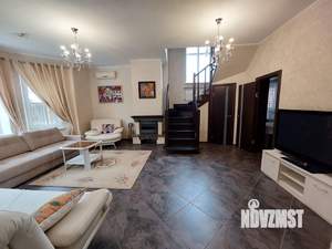 Коттедж 250м², 2-этажный, на длительный срок, 