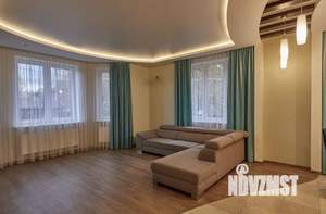 Коттедж 320м&sup2;, 2-этажный, на длительный срок, 