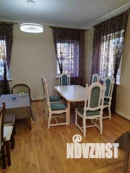 Дом 350м², 3-этажный, на длительный срок, 