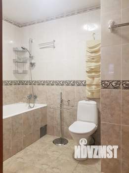 Дом 300м², 2-этажный, на длительный срок, 