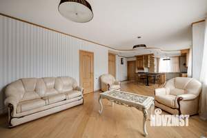 Дом 135м², 2-этажный, на длительный срок, 