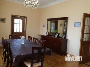 Дом 500м², 3-этажный, посуточно, 