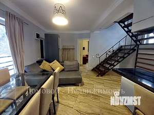 Дом 100м&sup2;, 2-этажный, на длительный срок, 