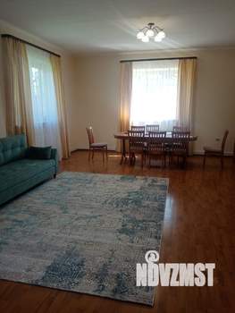 Дом 400м², 3-этажный, на длительный срок, 