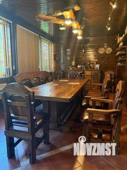 Коттедж 298м&sup2;, 3-этажный, на длительный срок, 