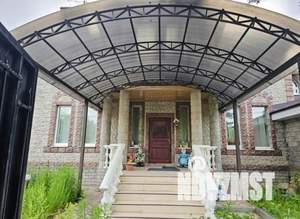 Дом 702м², 3-этажный, на длительный срок, 