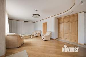 Дом 135м², 2-этажный, на длительный срок, 