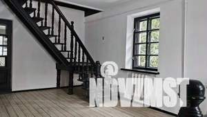 Дом 680м², 3-этажный, на длительный срок, 