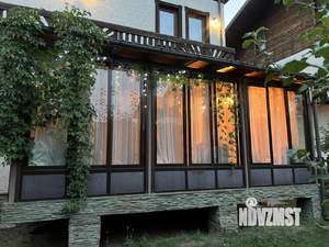 Дом 220м², 3-этажный, на длительный срок, 