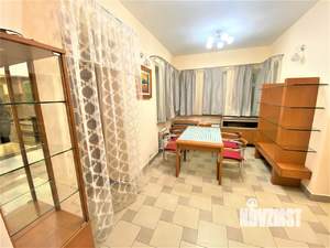 Дом 270м², 3-этажный, на длительный срок, 