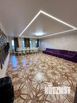 Дом 250м², 2-этажный, на длительный срок, 