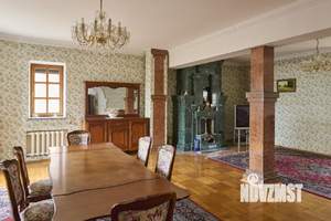 Коттедж 550м², 4-этажный, на длительный срок, 
