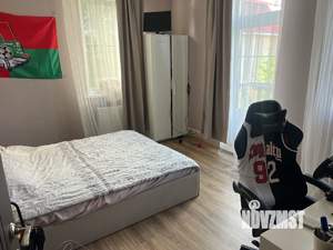 Коттедж 215м², 3-этажный, на длительный срок, 