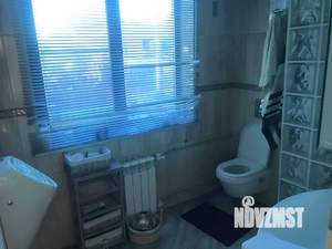 Дом 220м&sup2;, 2-этажный, посуточно, 